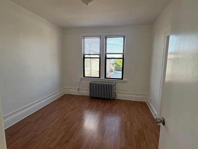 Foto del edificio - 1107 72nd St