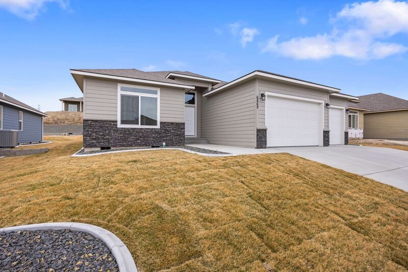 Primary Photo - 6869 W 35th Ave