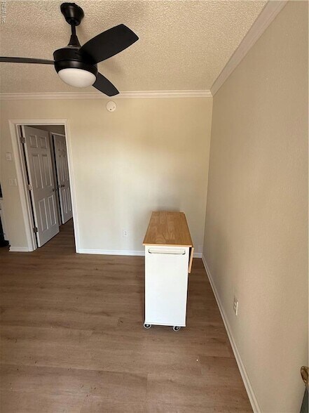 Foto del edificio - 255 W Ocean View Ave