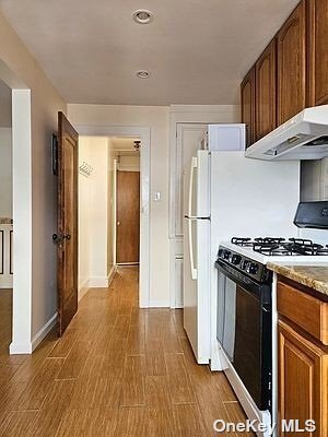 Building Photo - 21-24-24 29th St