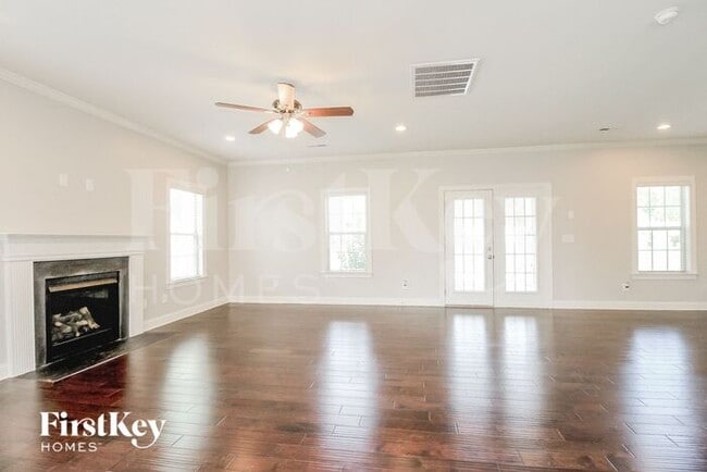 Building Photo - 127 Phoenix Ct