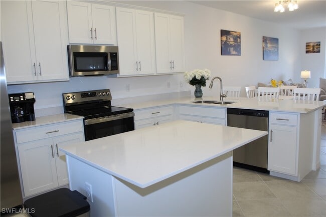 Foto del edificio - 5527 Double Eagle Cir