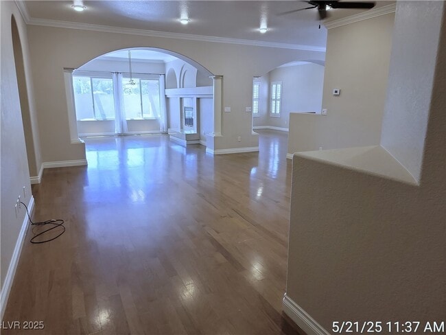 Foto del edificio - 8031 Lottie Ave