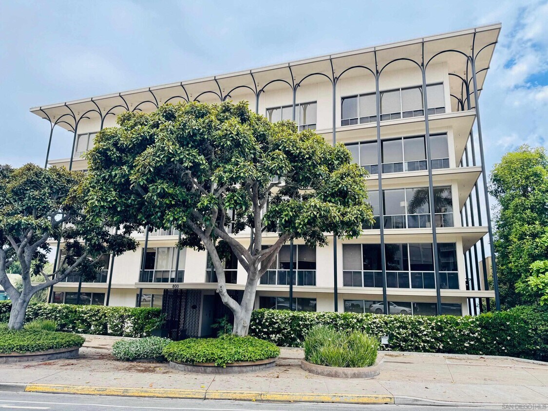 Foto principal - 800 Prospect St