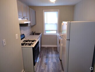 Building Photo - 218 Pilgrim Ln