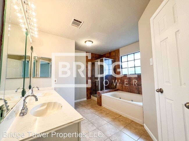 Building Photo - 4 br, 2.5 bath House - 1935 Old Dixie Drive