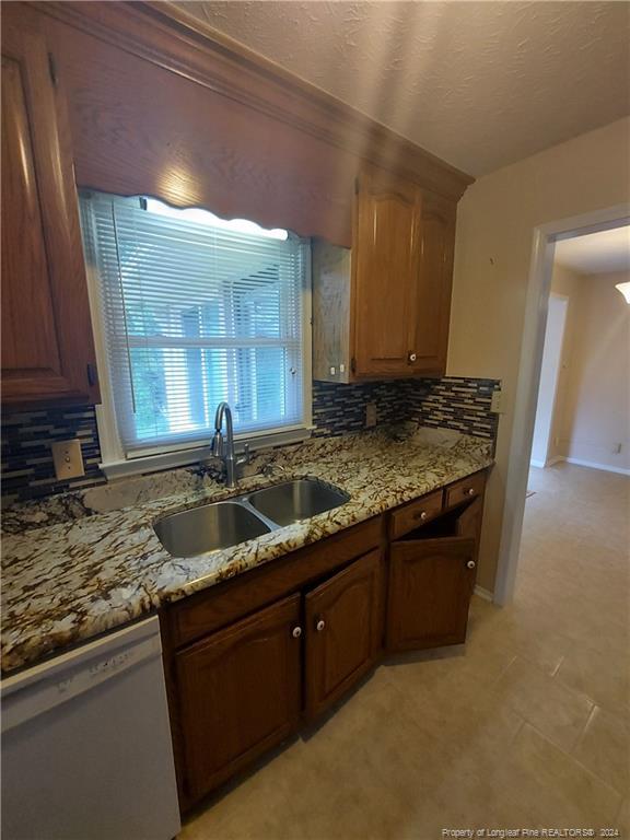 Foto del edificio - 608 Cranford Ct