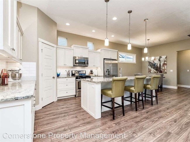 Foto del edificio - 3 br, 2 bath House - 514 W Cagney