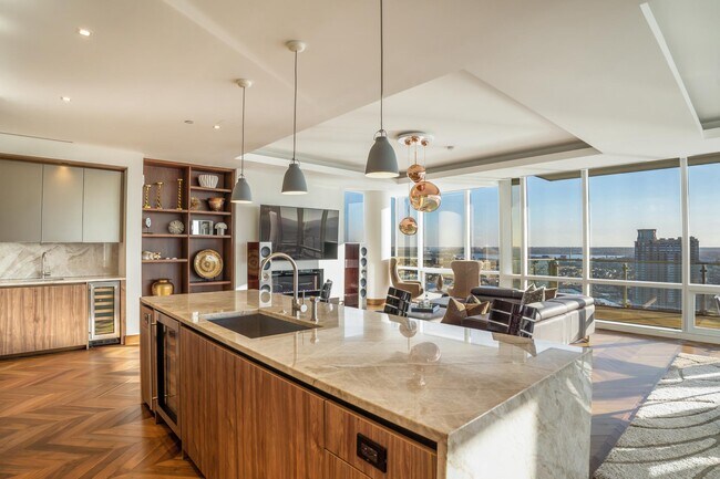 Building Photo - 300 International Drive