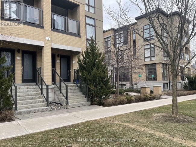 Building Photo - 15 Eldora Ave