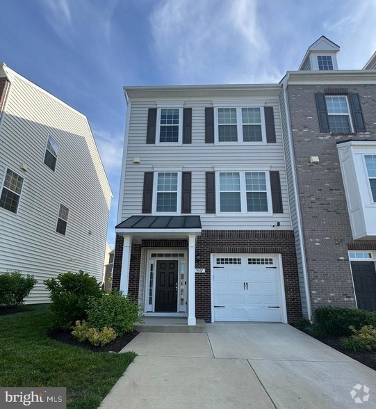 Building Photo - 9067 Fox Stream Way