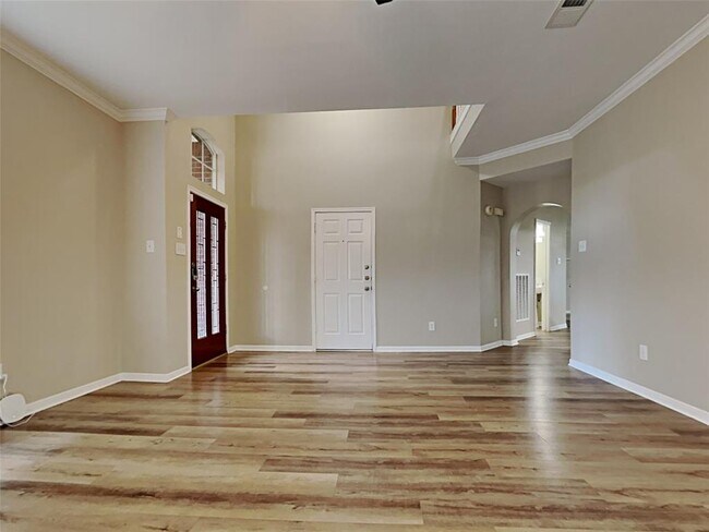 Building Photo - 9518 Cane Creek Dr