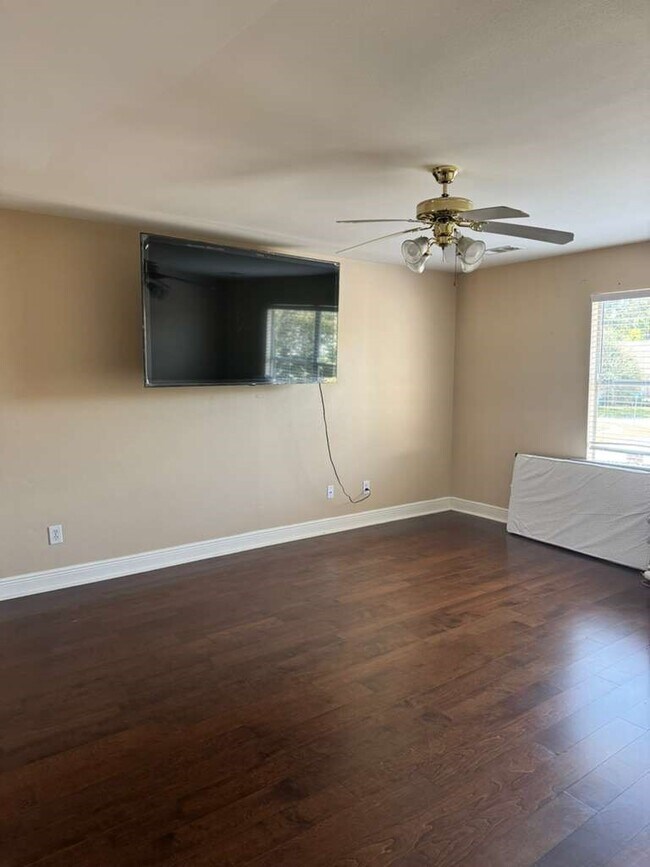 Foto del edificio - 18203 Winding Timbers Ln