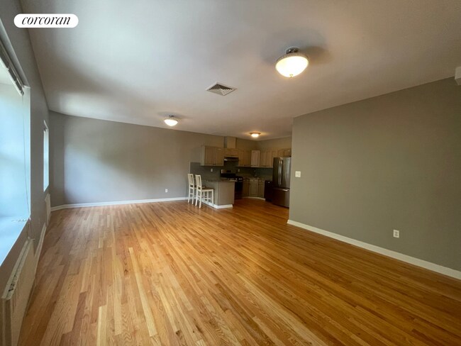 Foto del edificio - 83-55 116th St