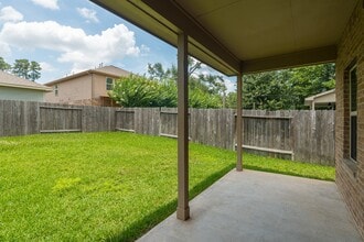 Building Photo - 138 Meadow Grove Dr