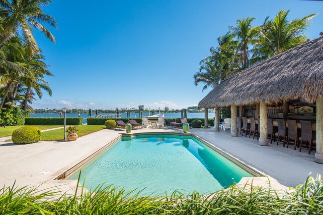 Foto del edificio - 3322 N Flagler Drive