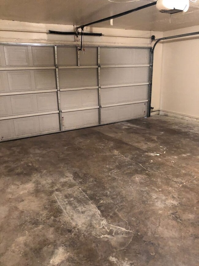 Foto del edificio - Great Home for Rent NE Jax, near soccer fields - quiet neighborhood, great for family