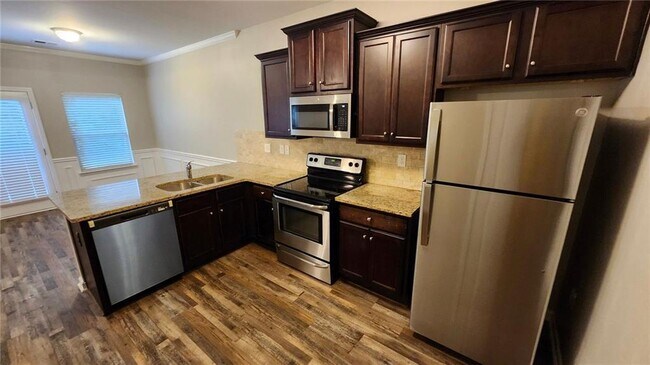 Foto del edificio - 4680 Raven Wood Loop