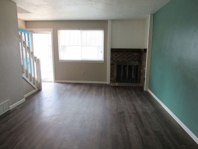 Building Photo - Condo In Arvada close to light rail