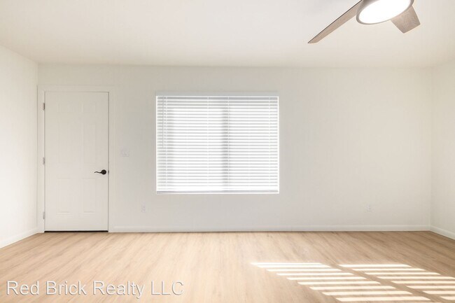 Foto del edificio - 1 br, 1 bath House - 20224 N 21st Ave