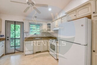 Building Photo - 104 Loveland Vis