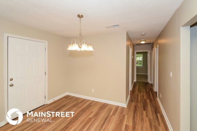 Foto del edificio - 2058 Palmer Ave