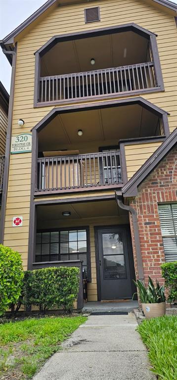 Building Photo - 320 Forestway Cir