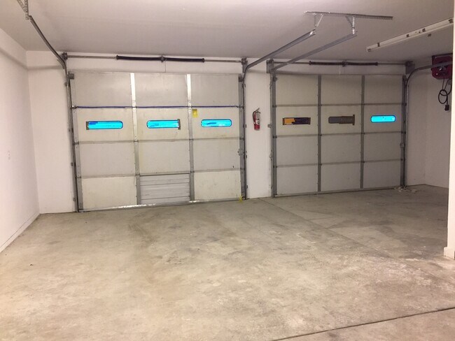 Building Photo - Residence with Large Shop in Ephrata