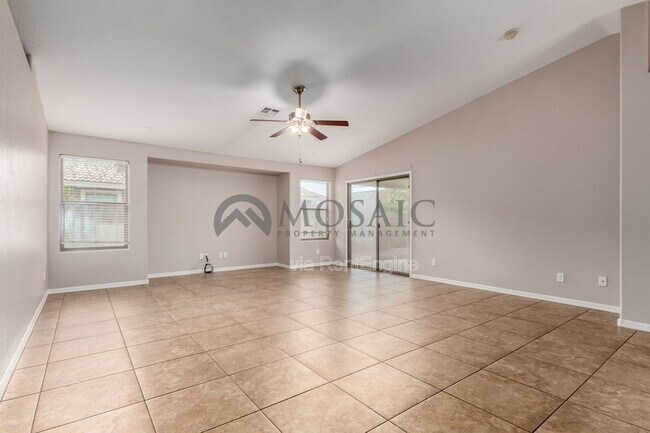 Foto del edificio - 3468 E Crescent Way