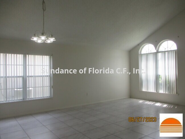 Building Photo - 2 Story Screen-enclosed Pool