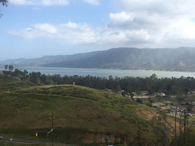 Building Photo - 16840 Bell Ave