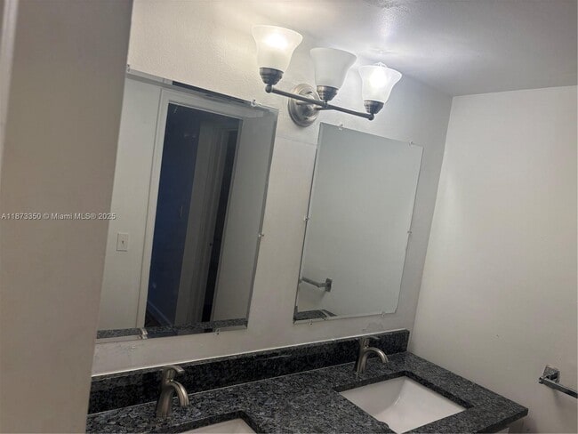 Foto del edificio - 3301 Spanish Moss Terrace