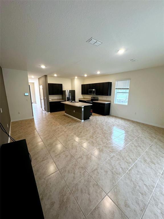 Building Photo - 1301 Yellow Finch Dr