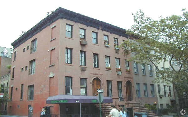 Primary Photo - 47-49 Charles St