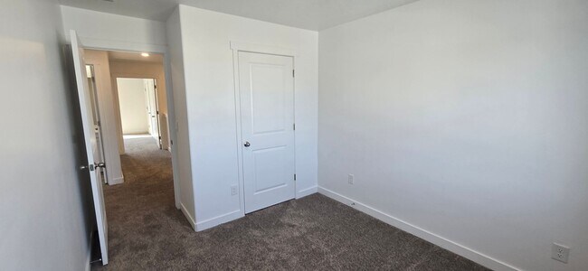 Foto del edificio - 3 Bed 2 Bath in Santaquin!!