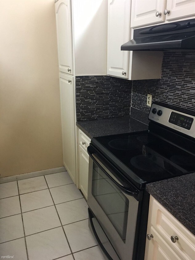 Foto principal - 2710 Forest Hills Blvd