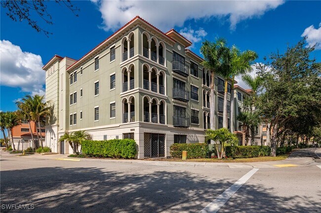 Foto del edificio - 8000 Via Sardinia St