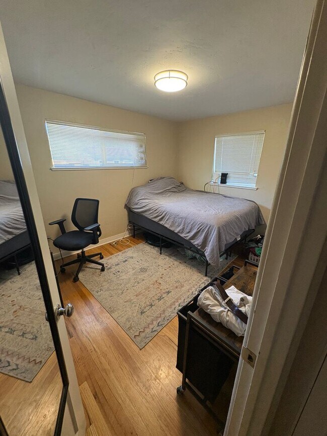 Foto del edificio - Updated 2BD Duplex | Edgewater Location