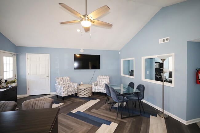 Office - Riverstone Apartment Homes