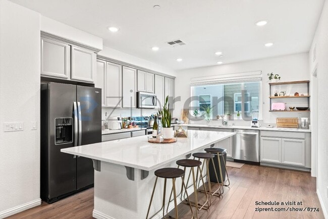 Building Photo - 641 Toby Ct