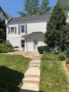 Primary Photo - 102 Cass St