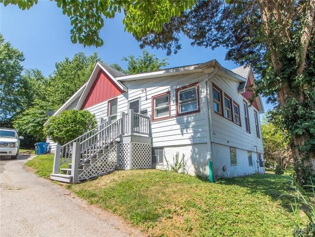 Building Photo - 7410 Hoover Ave