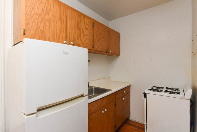 Foto del edificio - 4060 N Kenmore Ave