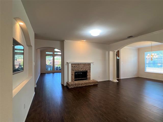 Building Photo - 702 Willow Ridge Ct