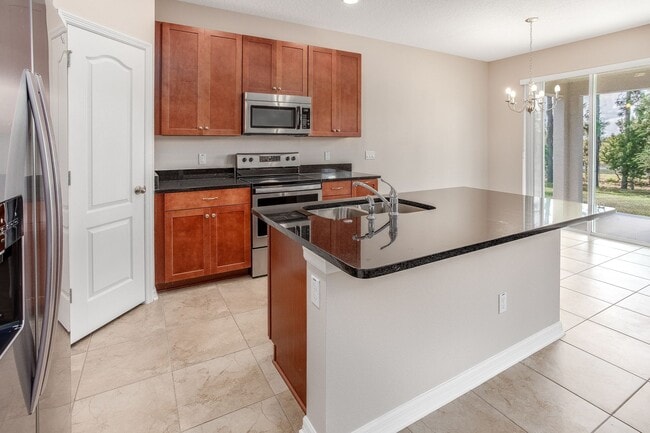 Building Photo - Grand Island 3/2 with Beautiful Upgrades and Open Space