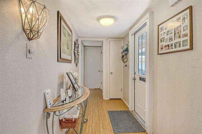 Foto del edificio - 2308 Waterbluff Pl