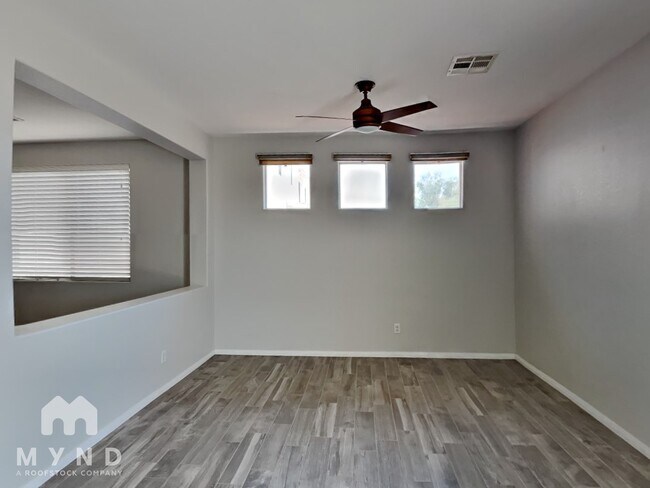 Foto del edificio - 7635 Avila Beach Ave
