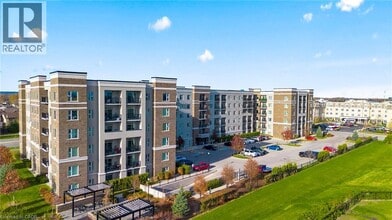 Building Photo - 610 Farmstead Dr