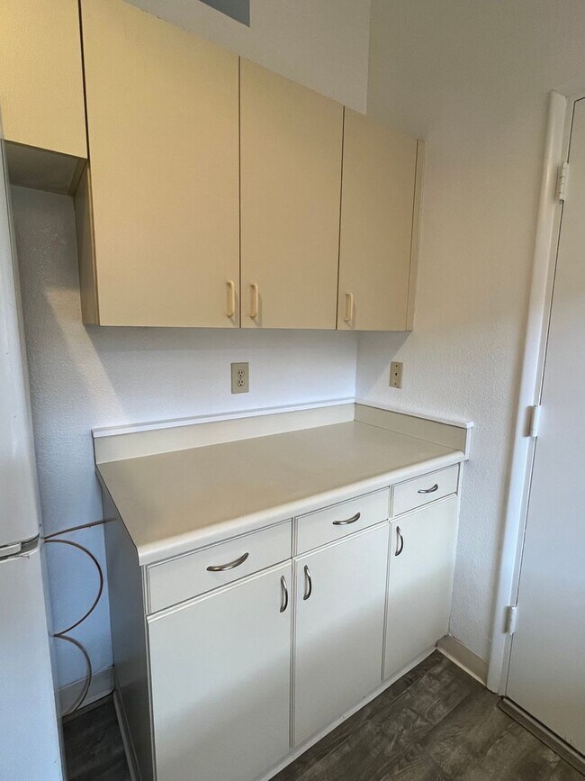 Building Photo - 4/2 SF Home in Royal Kunia!