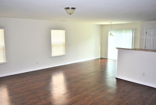 Foto del edificio - 10 Millie Ln